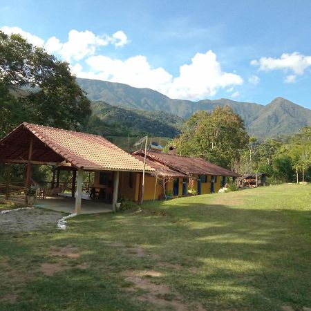 イタモンテ Rancho Pedra Pretaヴィラ エクステリア 写真